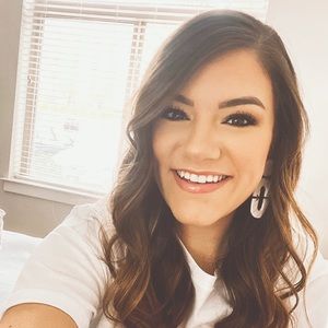 Meet your Posher, Maggie